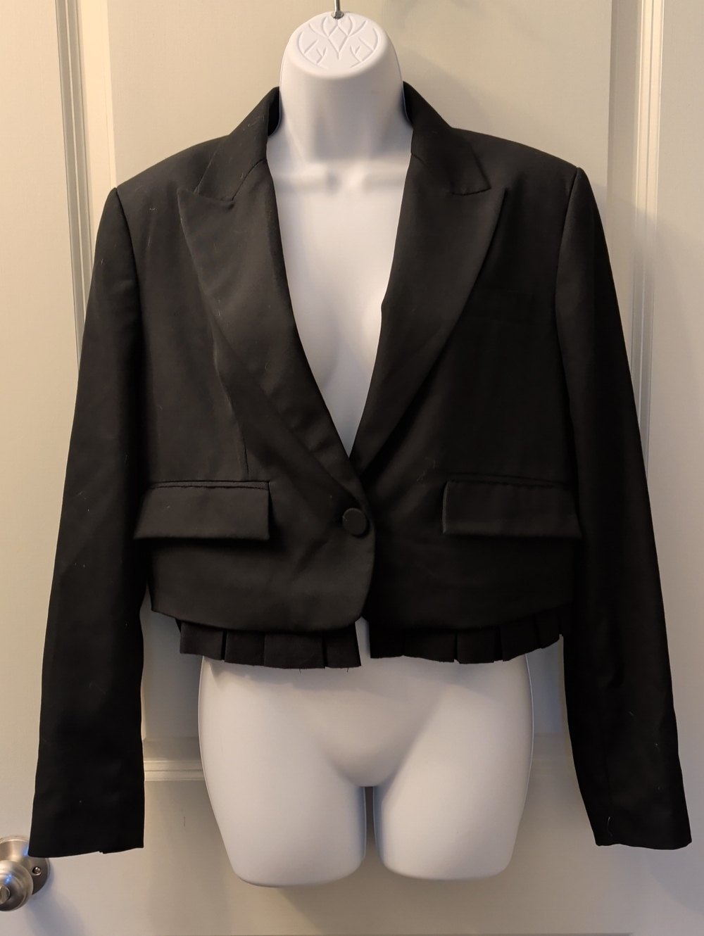 Zara Black Cropped Blazer with Pleated Hem